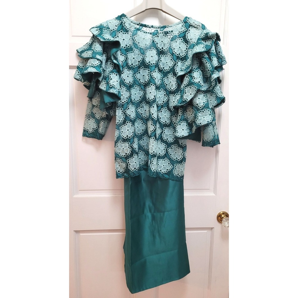 Women's 3pc Bollywood Style Satin Wrap Skirt & Top w/ Under Dress - Green -‎ 46"